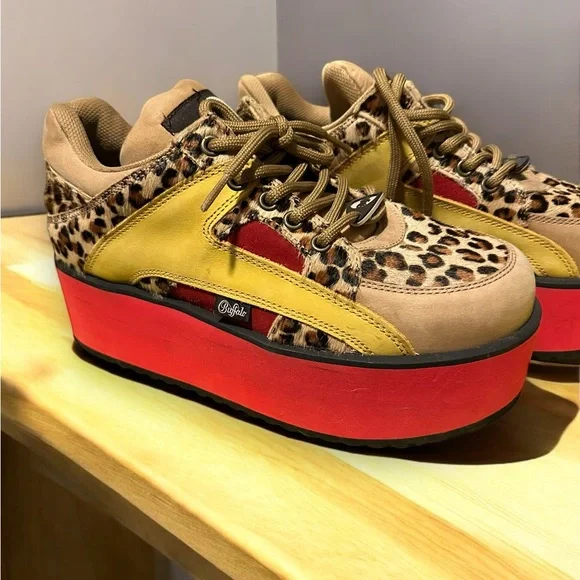 Excellent condition Buffalo London platform sneakers tower 9 red leopard 40 - Picture 4 of 11